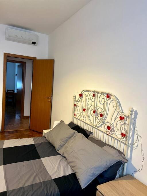 Porta Genova Suite Modern House Milaan Buitenkant foto